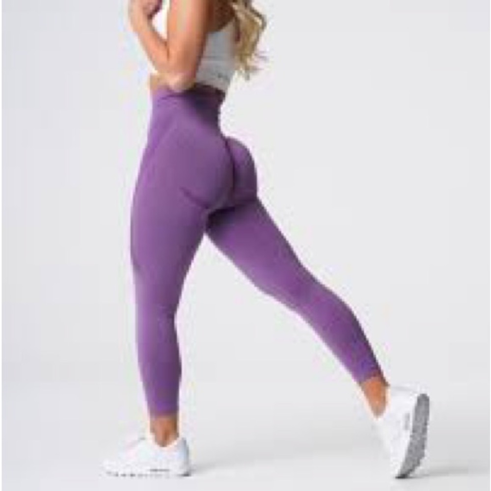 NVGTN Contour Seamless Leggings Sz Small Violet
